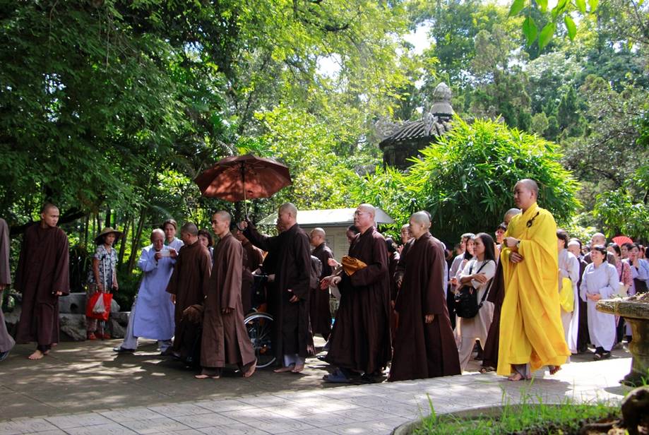 753D3A7C 93C9 495D 91F9 2246B283D3B4