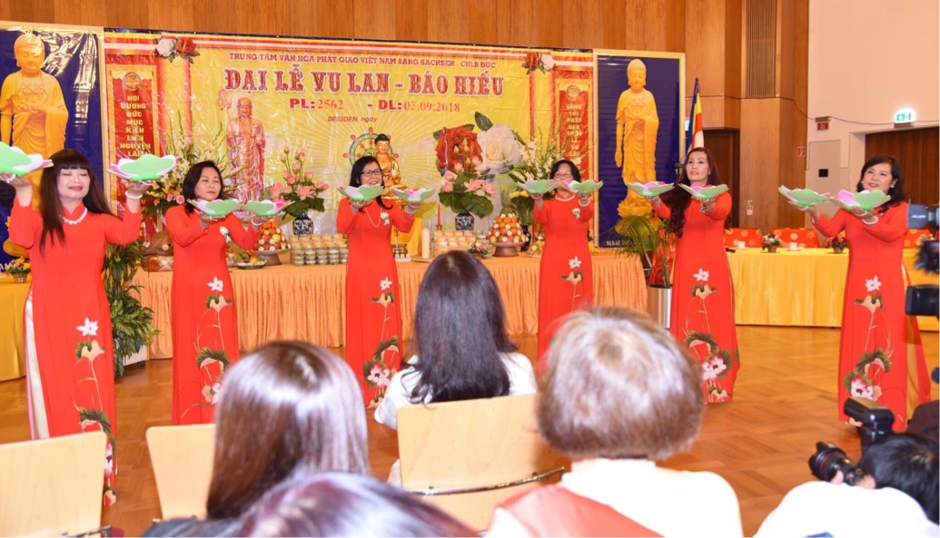 9EEE7A02 5C48 409D 98EF 3A6AF88BD0FE