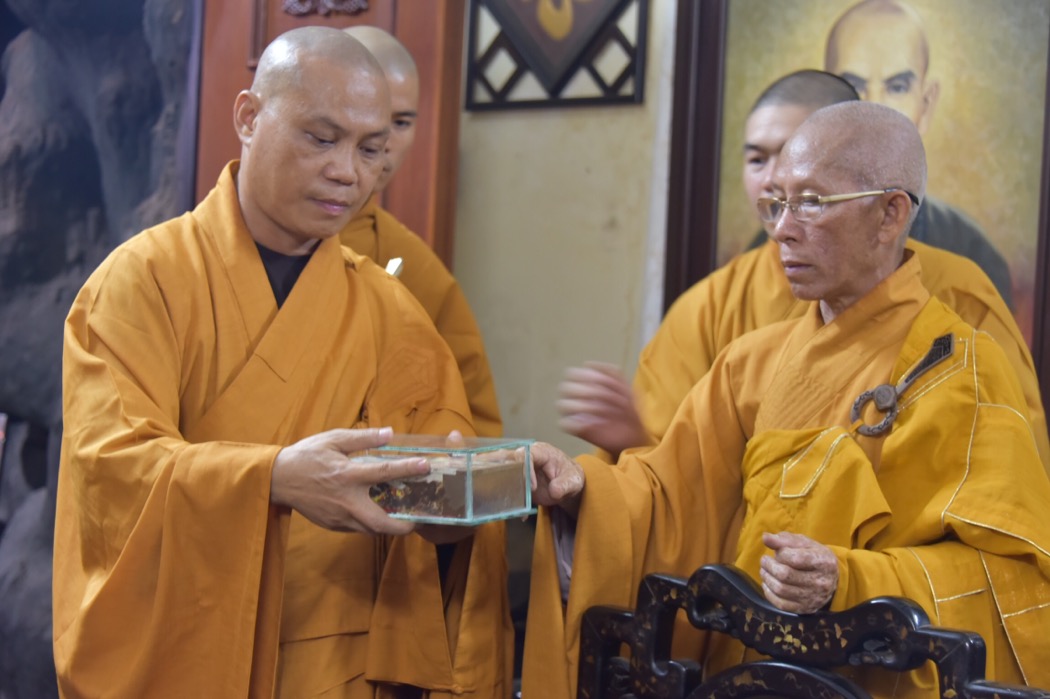 65A50E92 5961 4B9A 91D9 6CC12E6DA435