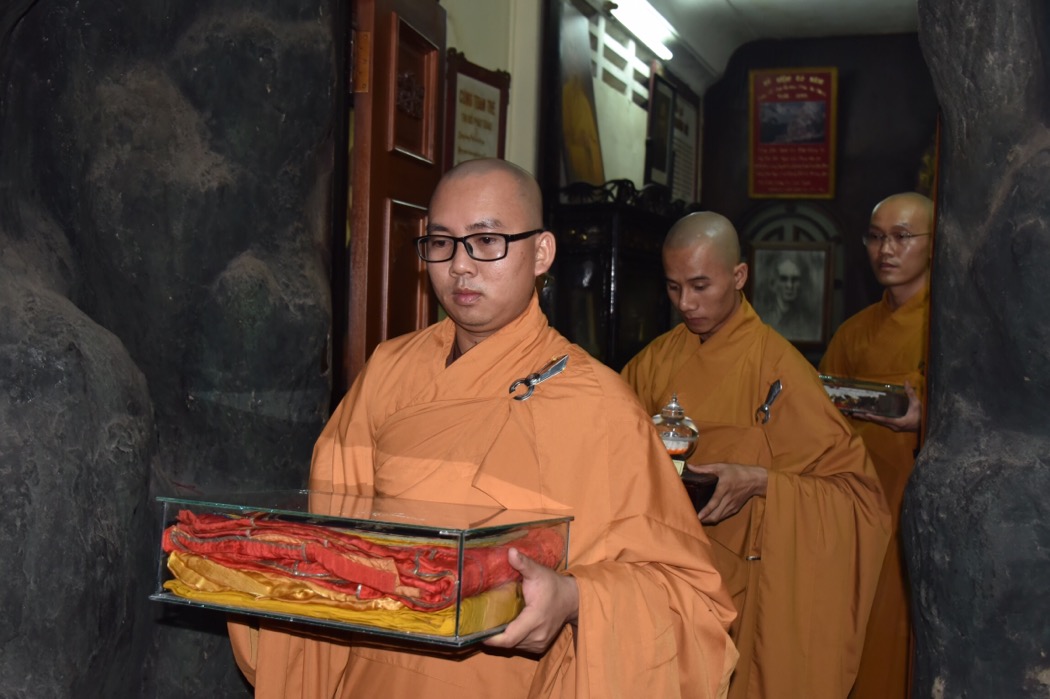 EFBE19ED 3344 496B 927F B38D4D5558E6