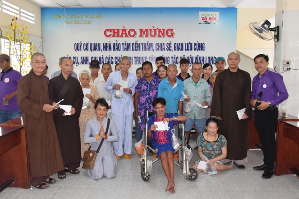 F619ECEB EE9D 4425 9AF8 D6A6E01D4E57