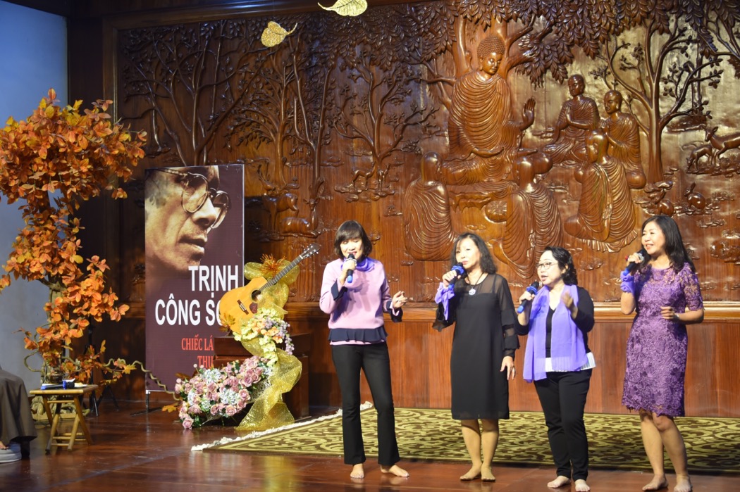 13DA3A34 069D 4284 BE00 25D896D3DE7C