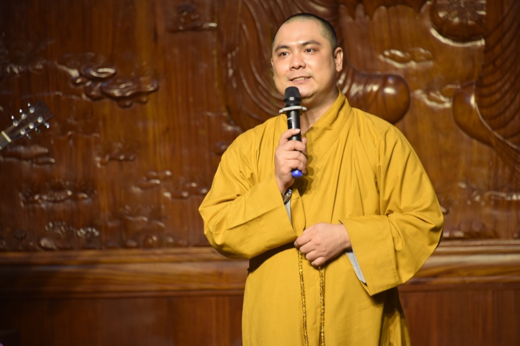 B0C6DD2F 0954 46B2 9900 7E817C41C7AD