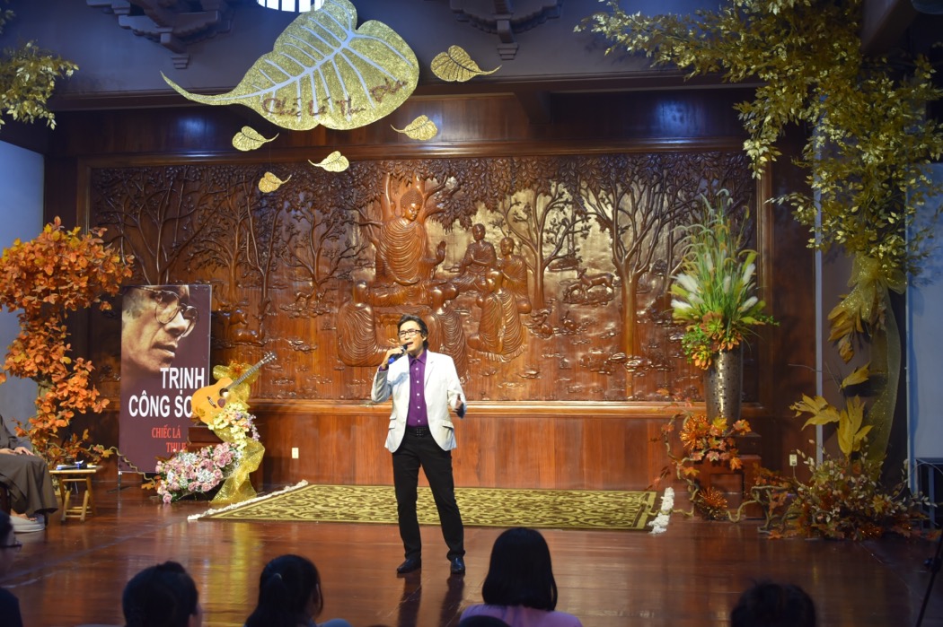 F8CE433F 44B4 4300 97A1 F983063BC564