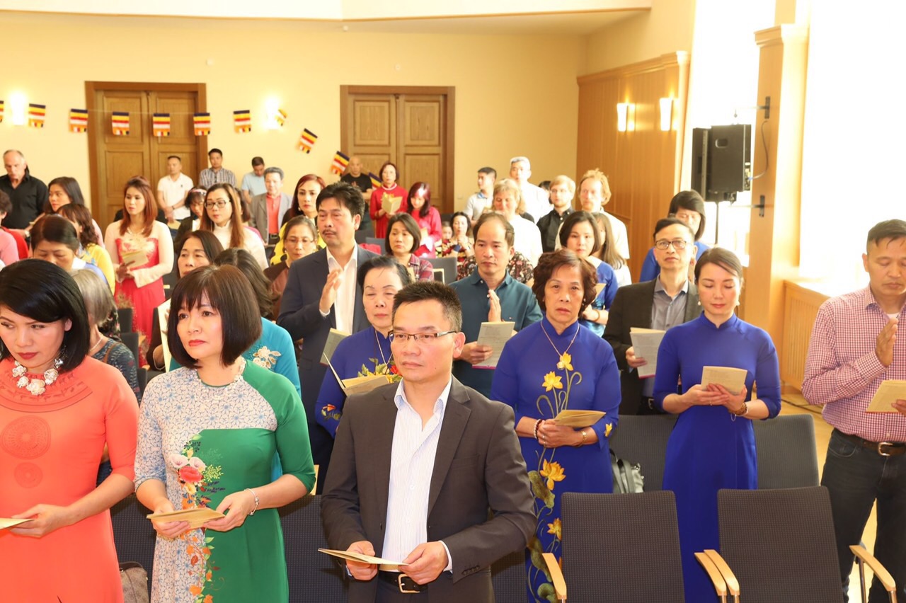 122374F3 7217 4EA0 8100 BAF4AD9267E3