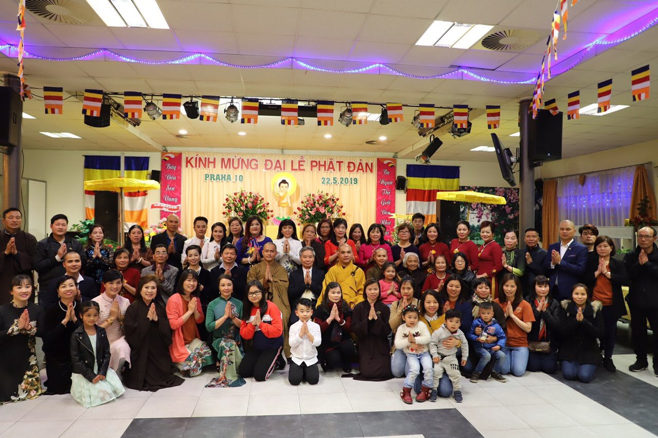 CAEDC3EA CC25 4412 9565 3FC9AAE3BF76