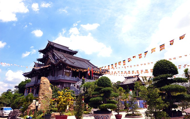 phat dan va kham benh 1