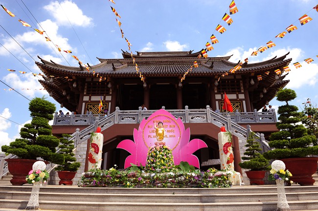 phat dan va kham benh 1