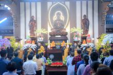 Giao thừa tại Tu viện Khánh An