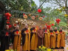 Tăng thân Khánh An viếng thăm chúc Tết đầu xuân Ất Tỵ
