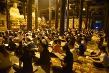 Lòng này xin nguyện dâng hai  Nửa cho Hội trại nửa hoài biển khơi.