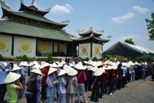 Nghe tiếng đêm về cho lòng thảnh thơi
