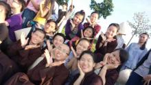 CON HẠNH PHÚC TỪ GIÂY PHÚT NÀY