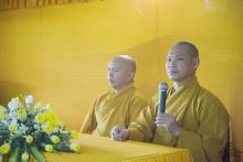 Thầy Viện chủ giảng pháp tại Trường hạ Long Thạnh - điểm An cư thứ ba của Giáo hội Quận 12