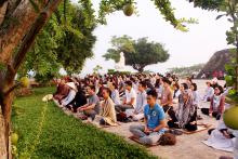 Bước Mãi Những Bước Chân An Lạc