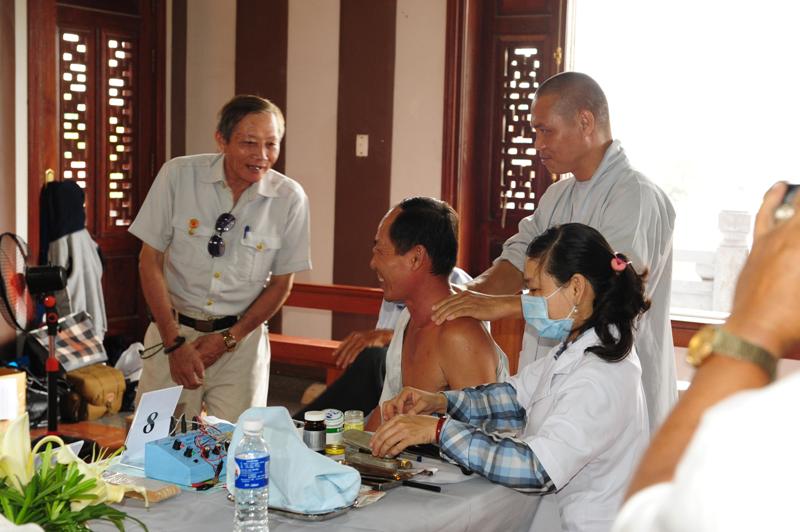 Chương trình khám bệnh tại Tu Viện Khánh An Chương trình khám bệnh tại Tu Viện Khánh An
