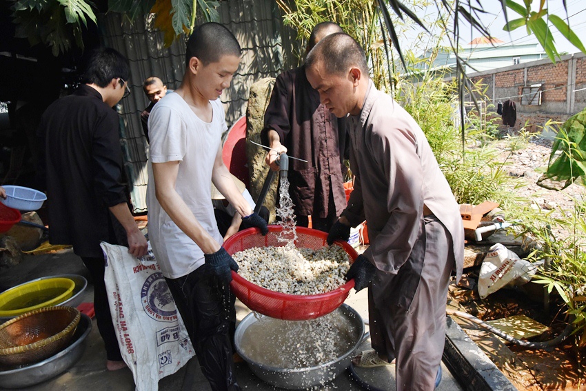 Chấp tác