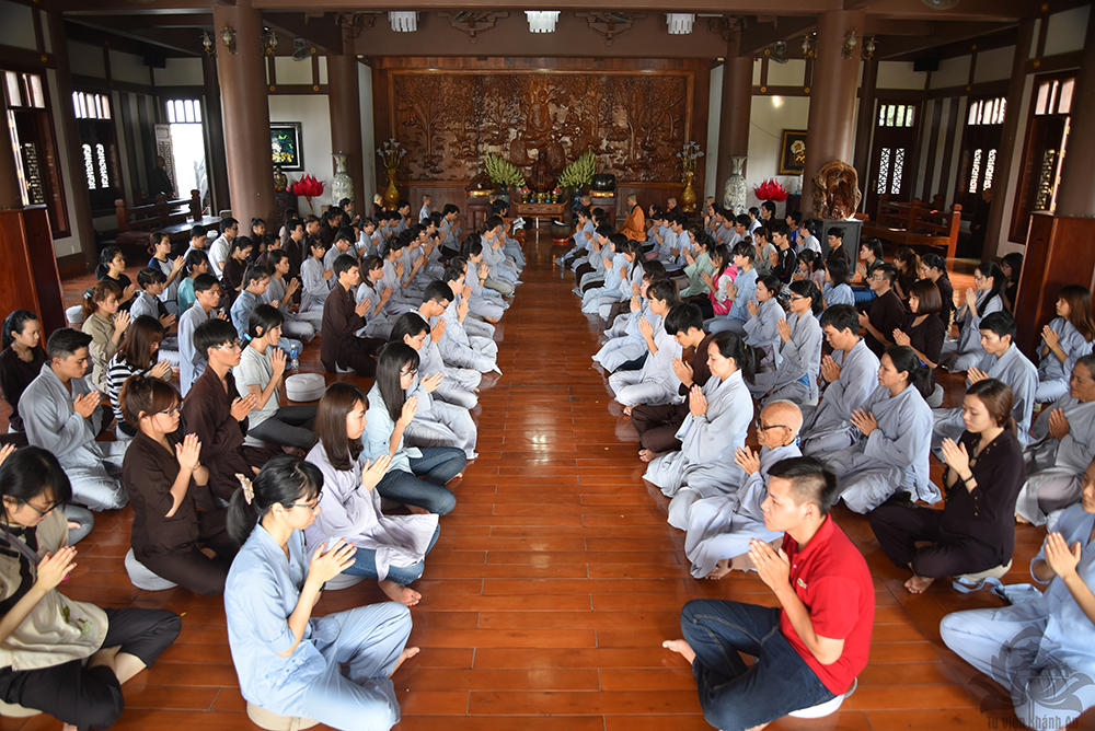 Năm chữ H trong khoá tu Có Mặt Cho Nhau lần III Năm chữ H trong khoá tu Có Mặt Cho Nhau lần III